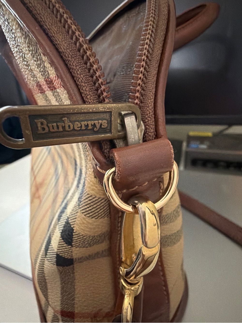 Authentic Burberry Tan Plaid Satchel with Brown Leather Trim - Picture 4 of 5